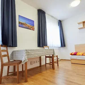 University Hotel 2* Prag